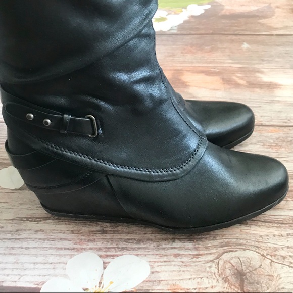 Bare Traps Tesa Wedge Boot 